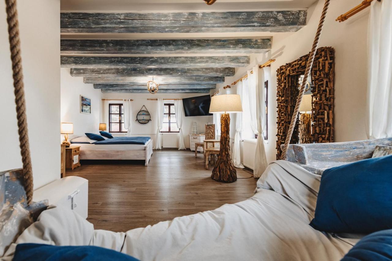 Hotel Mlyn Cernovice Cernovice (Vysocina)